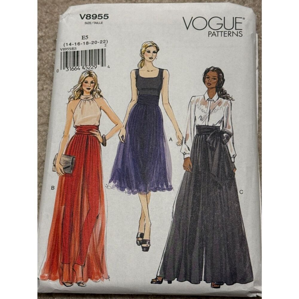 Vogue women's plus size skirt sewing pattern